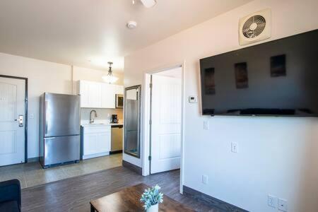 Vistas 201- Modern Sierra Vista 1Bd Great Location Appartement Buitenkant foto